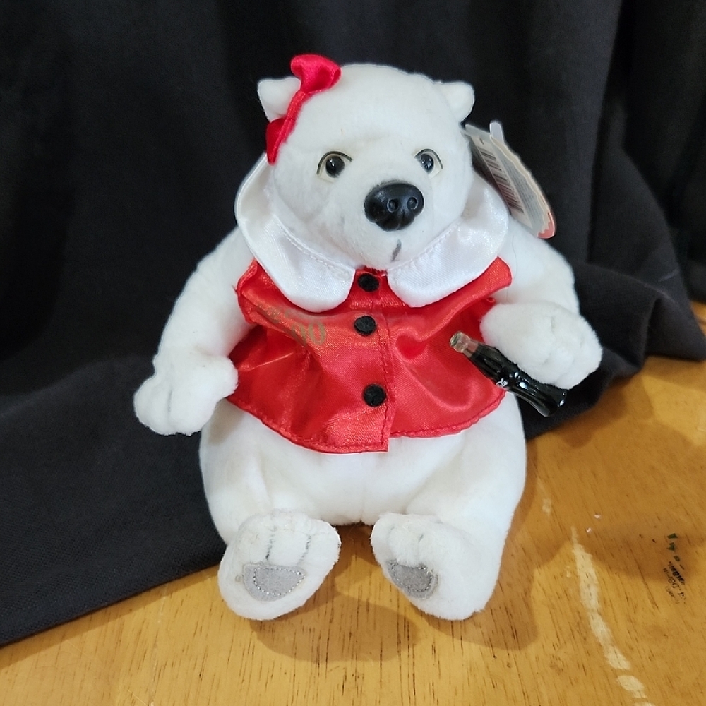 VINTAGE MILLENNIUM COCA-COLA POLAR BEAR BEANIE BABY